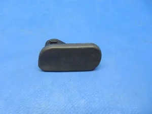 Cirrus LH Cabin Door Handle P/N 20274-003 NOS (0923-727)